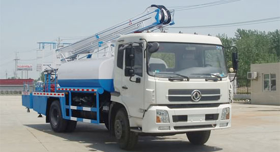 東風(fēng)天錦高空作業(yè)噴灑車
